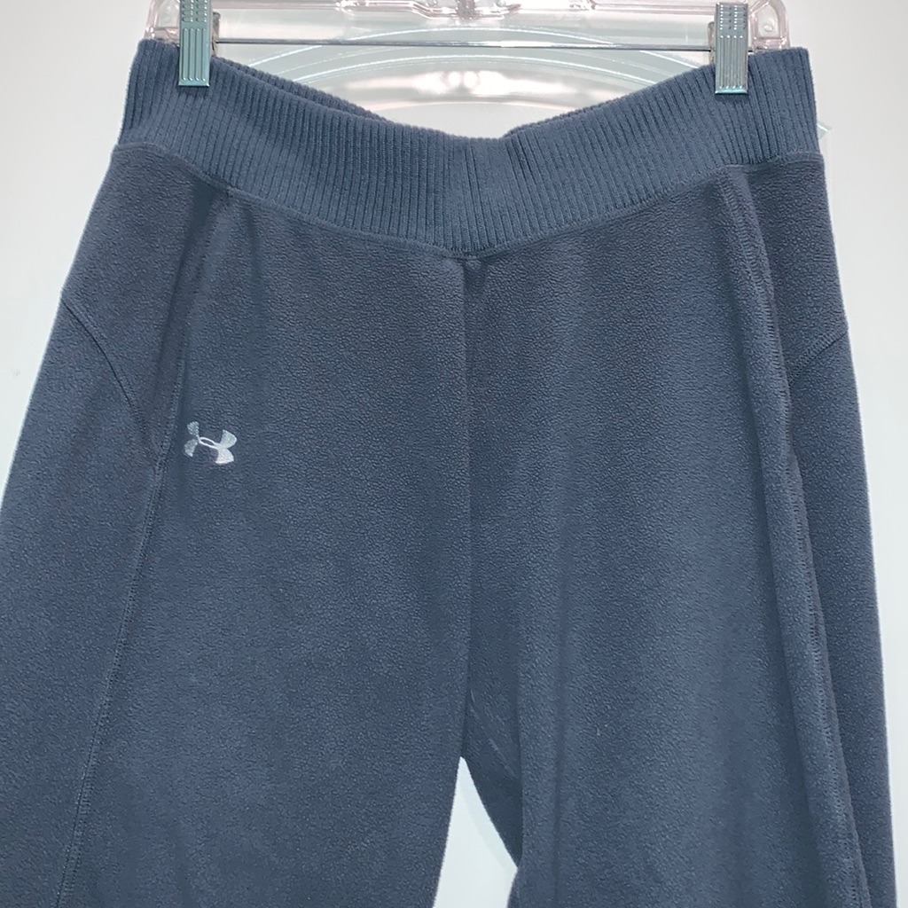 Under Armour Size Medium Fleece Pants